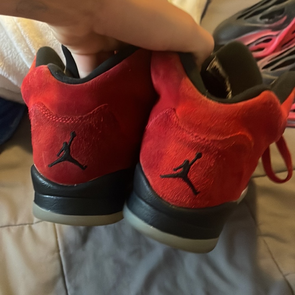 Jordan 5 - Picture 2 of 2